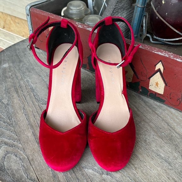 Metaphore Red Velvet Ankle Strap Chunky Heels - Picture 2 of 7